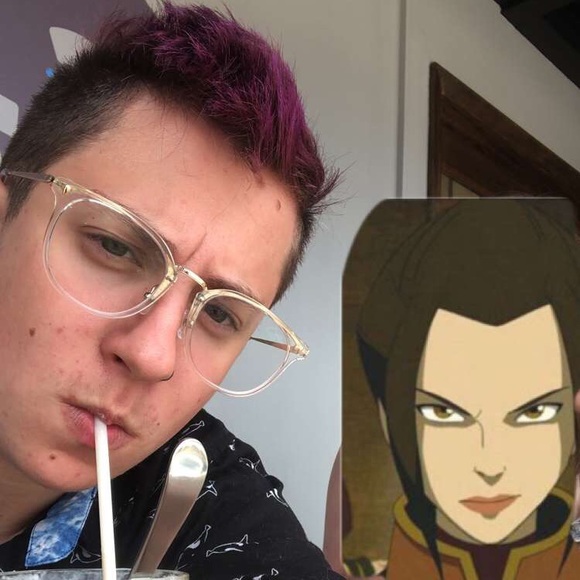 Meet your Posher, Cris - Picture 3 of 3